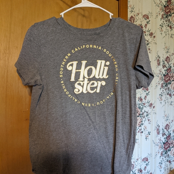 Shirt bundle - Picture 2 of 2